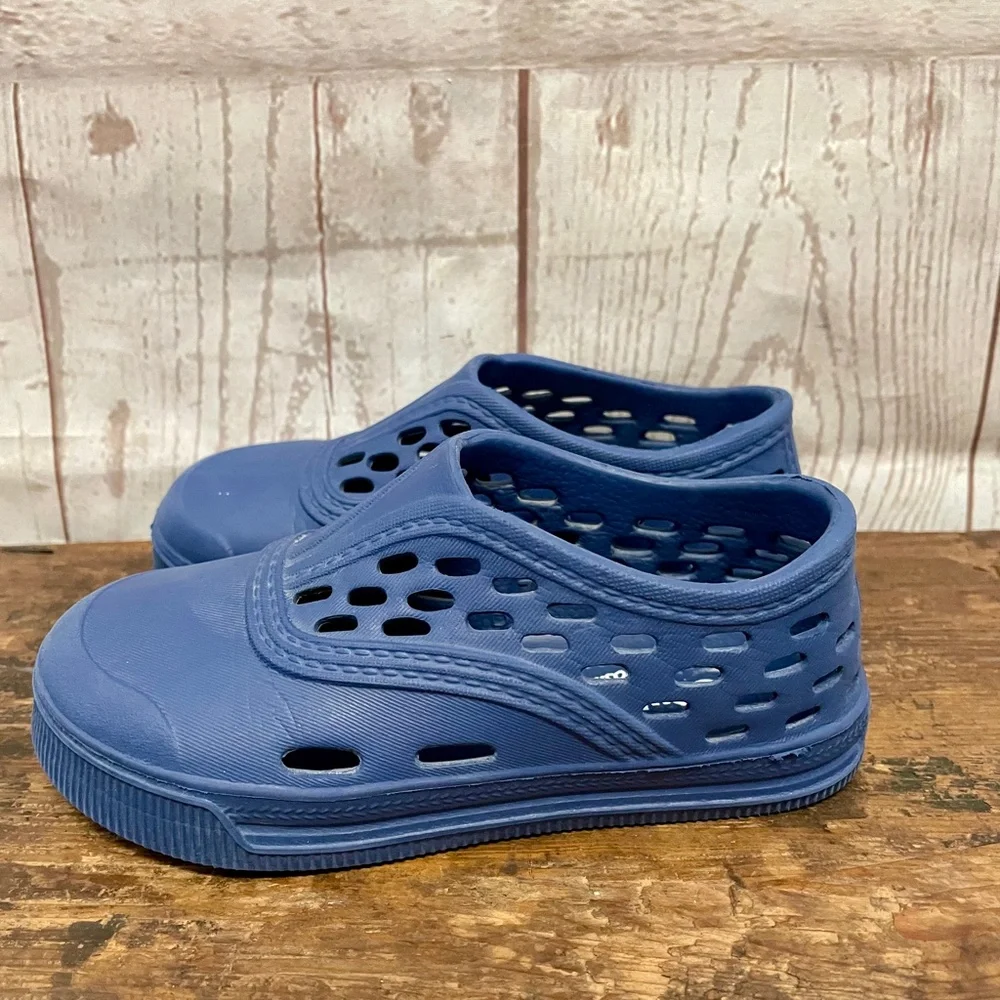 OshKosh B'Gosh rubber slip on sneaker shoes